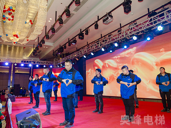 團(tuán)隊(duì)風(fēng)采5