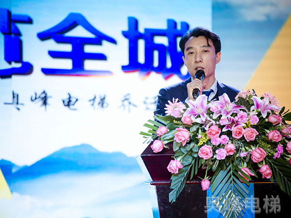 團(tuán)隊(duì)風(fēng)采9