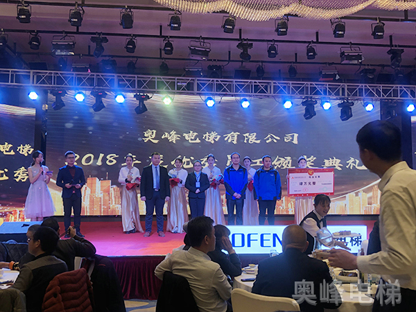 團(tuán)隊(duì)風(fēng)采13