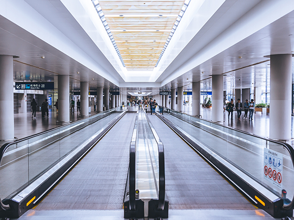 電梯壞了，維修費(fèi)誰(shuí)出？